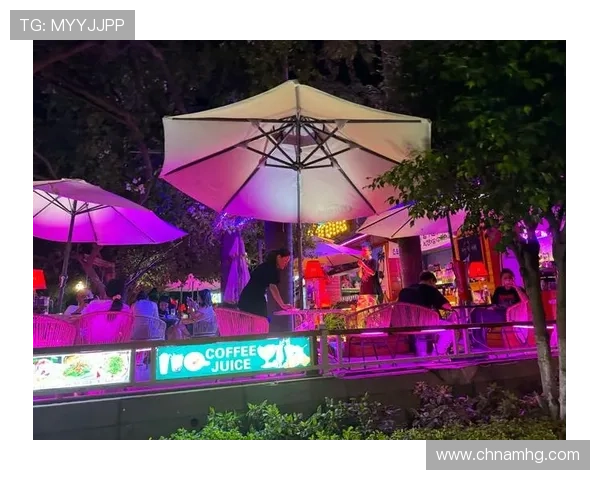 澳門凱旋門夜晚灯光秀及周边夜生活热闹场所推荐 澳門凱旋門夜晚灯光秀及周边夜生活热闹场所推荐